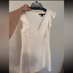 NWT French connection whisper ruffle v neck dress size 8